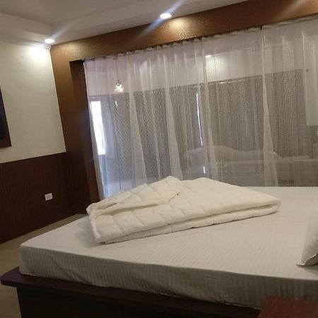 Hotel Utsav Dehradun Extérieur photo