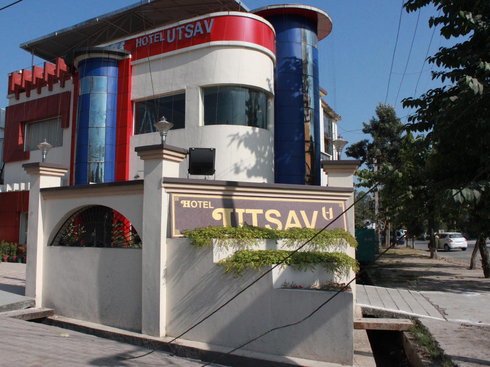 Hotel Utsav Dehradun Extérieur photo