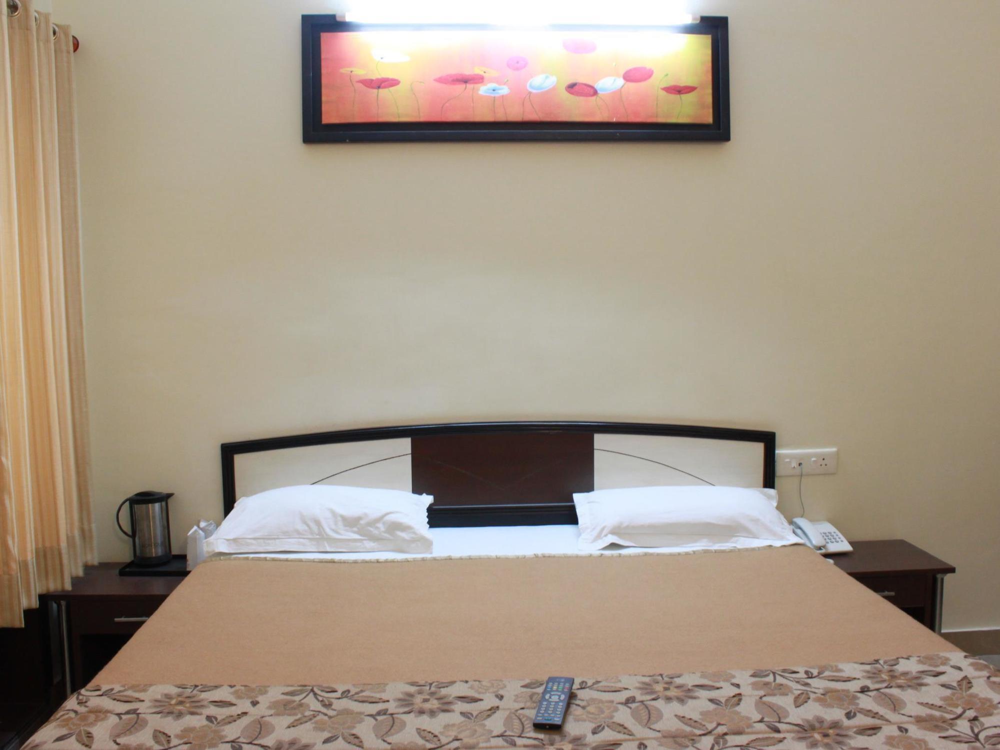 Hotel Utsav Dehradun Extérieur photo