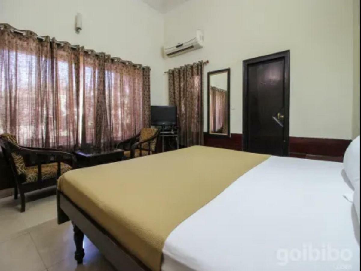 Hotel Utsav Dehradun Extérieur photo