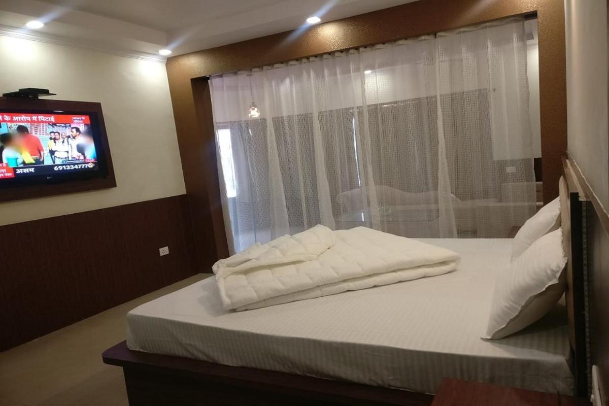 Hotel Utsav Dehradun Extérieur photo