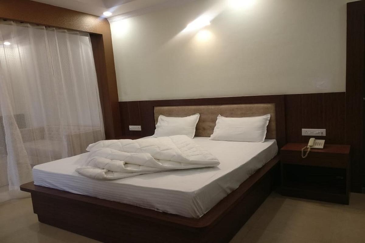 Hotel Utsav Dehradun Extérieur photo