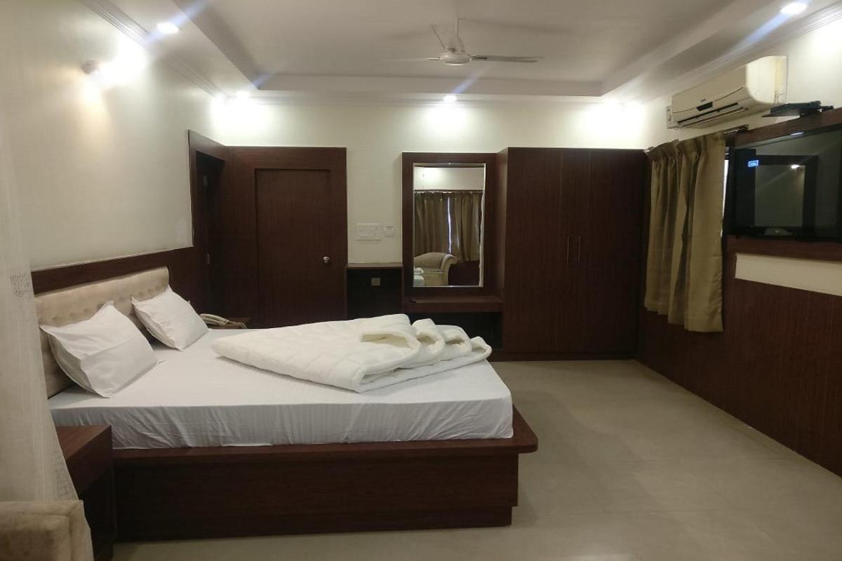 Hotel Utsav Dehradun Extérieur photo